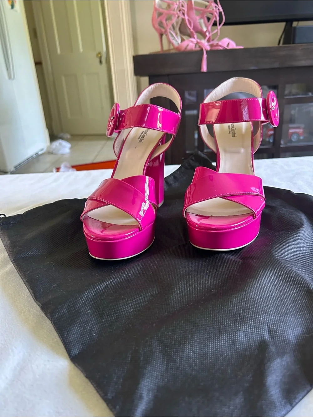 Nero Giardini Patent Fuchsia Platform Sandals